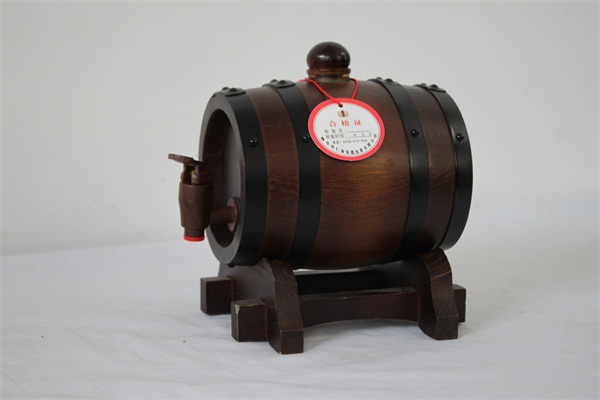 不銹鋼內(nèi)膽實木酒桶